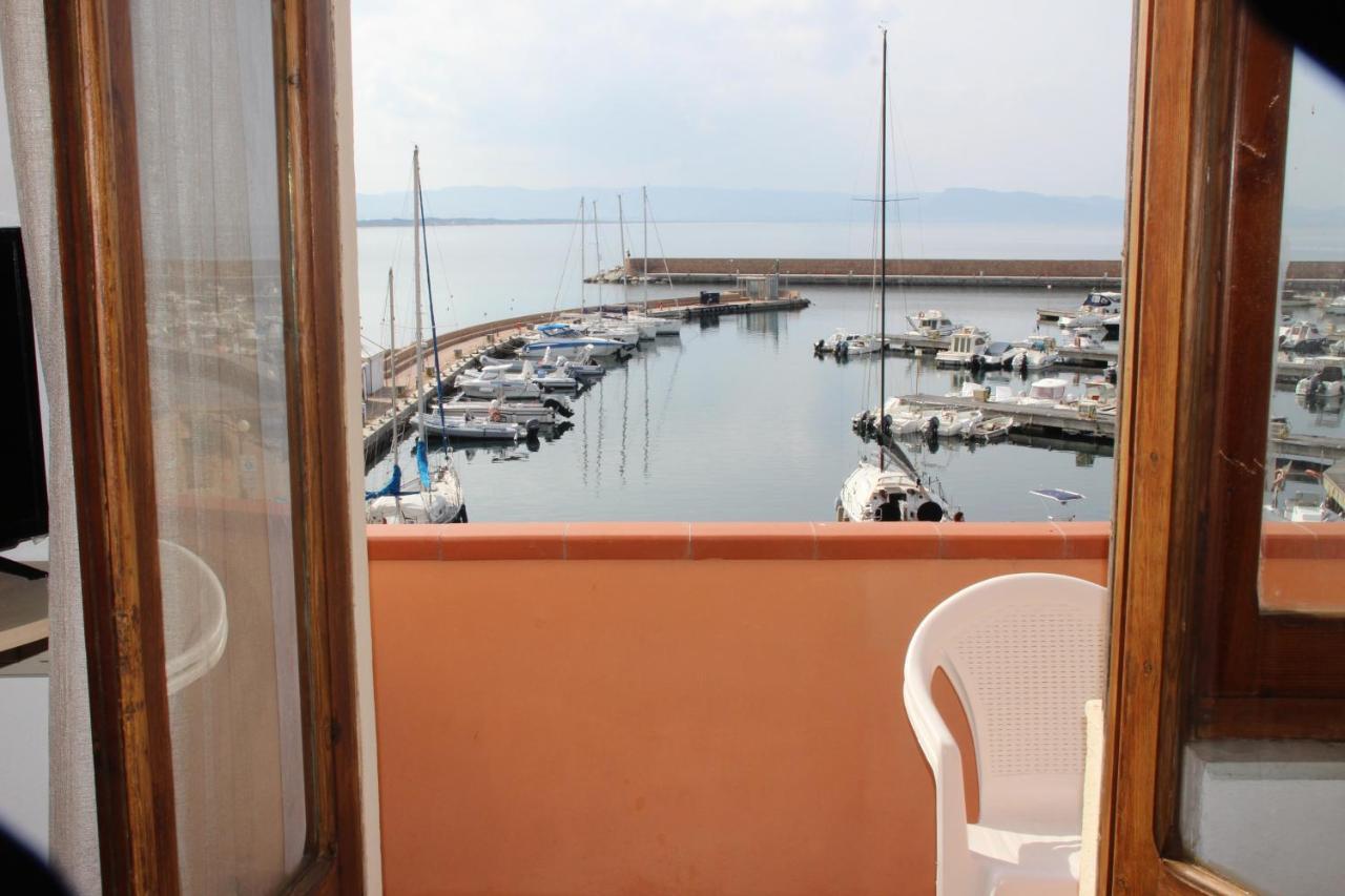 Borgo Spiaggia Vista Mare Ізола-Росса Екстер'єр фото