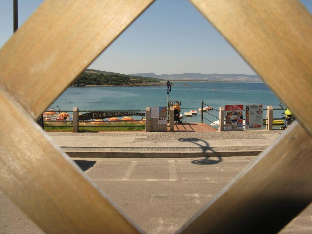 Borgo Spiaggia Vista Mare Ізола-Росса Номер фото